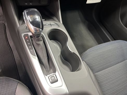 New 2026 Buick Envista Sport Touring w/ Convenience I Package FWD image 17