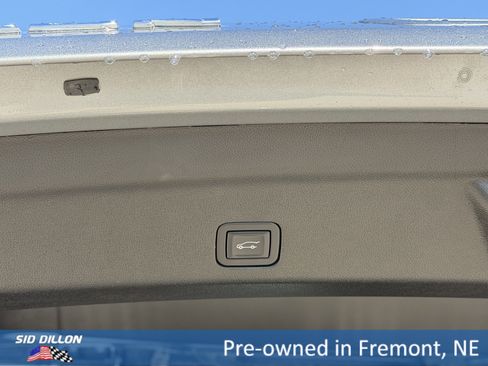 Used 2023 GMC Yukon Denali Ultimate AWD/4WD image 7