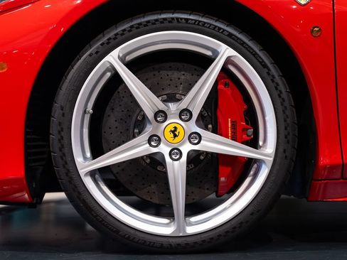 Used 2010 Ferrari 458 Italia Coupe RWD image 13