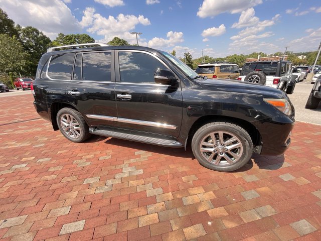 Used 2015 Lexus LX 570 4WD image 37