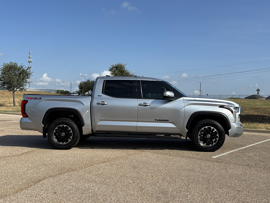 Used 2022 Toyota Tundra SR5 w/ TRD Off-Road Premium Package AWD/4WD image 5