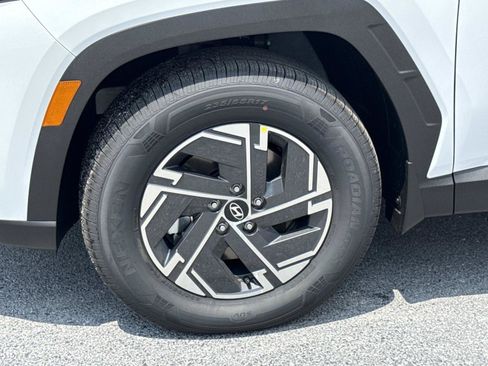 New 2026 Hyundai Tucson Blue SE AWD/4WD image 17