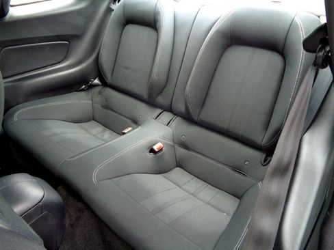 Used 2018 Ford Mustang EcoBoost Fastback image 22