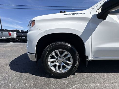 Used 2022 Chevrolet Silverado 1500 LT image 17