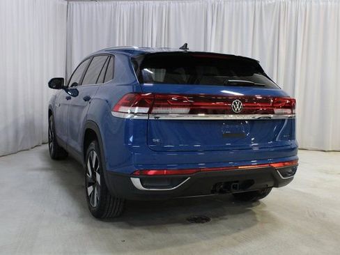 Used 2025 Volkswagen Atlas Cross Sport SE image 23
