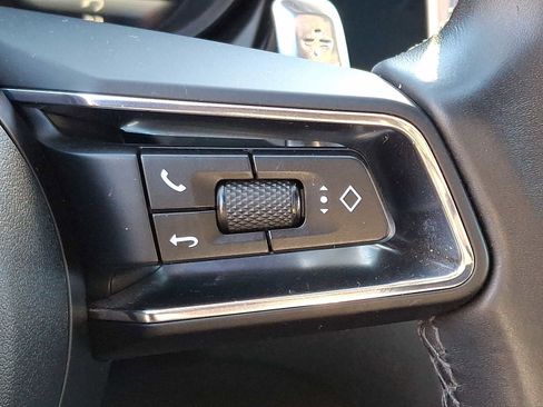 Used 2022 Porsche Macan image 23