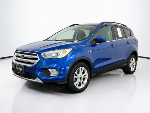 Used 2019 Ford Escape SEL AWD/4WD image 3