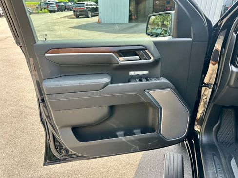 Used 2026 GMC Sierra 1500 Denali AWD/4WD image 10