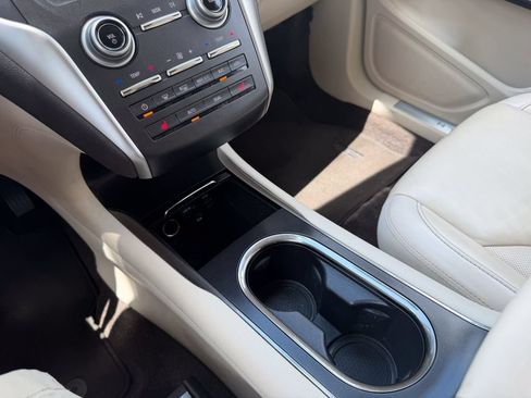 Used 2015 Lincoln MKC FWD w/ Equipment Group 101A Select image 29