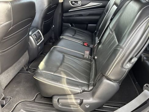 Used 2016 INFINITI QX60 AWD w/ Premium Package image 11