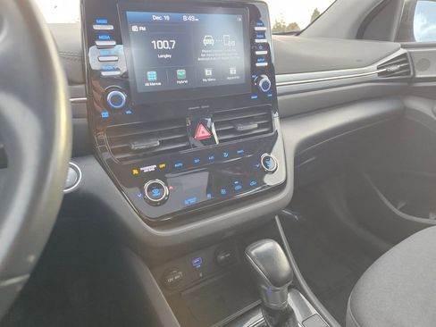 Used 2020 Hyundai Ioniq SEL image 27