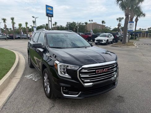 Used 2023 GMC Terrain SLT AWD/4WD image 2