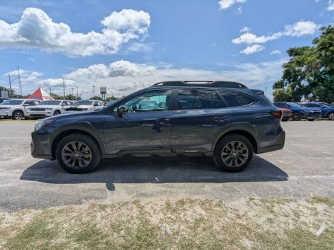 Used 2025 Subaru Outback Onyx Edition AWD/4WD image 6