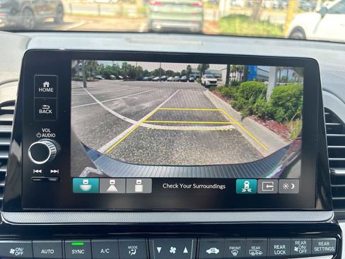 New 2026 Honda Odyssey Touring image 23