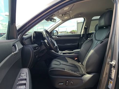 Used 2025 Hyundai Palisade SEL FWD image 12