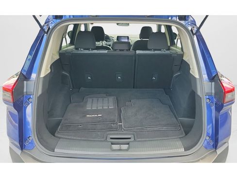 Used 2023 Nissan Rogue SV AWD/4WD image 25