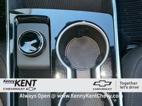 Used 2026 Chevrolet Equinox LT image 25