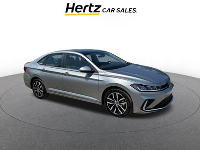 Used 2025 Volkswagen Jetta SE