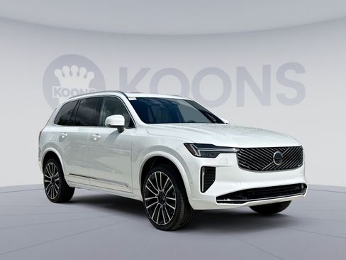 New 2026 Volvo XC90 B6 Plus w/ Protection Package Premier AWD/4WD image 10