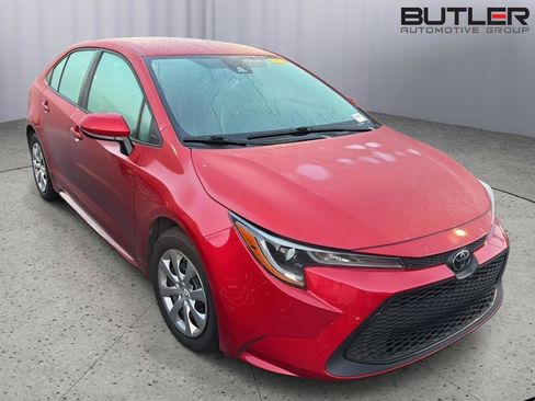 Used 2020 Toyota Corolla LE FWD image 6