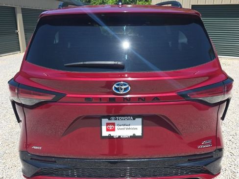 Certified 2023 Toyota Sienna XSE AWD/4WD image 5