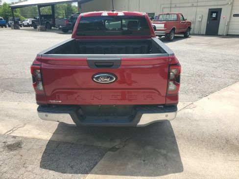 Used 2025 Ford Ranger Lariat w/ Chrome Accent Package AWD/4WD image 9