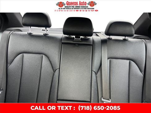 Used 2020 BMW 330i Sedan w/ Convenience Package RWD image 15