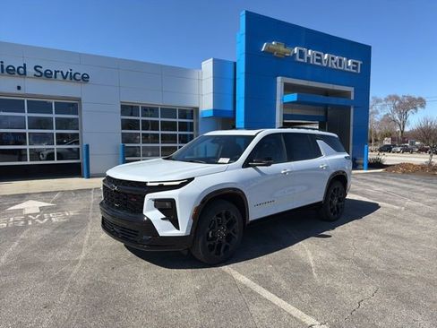 New 2026 Chevrolet Traverse RS image 2