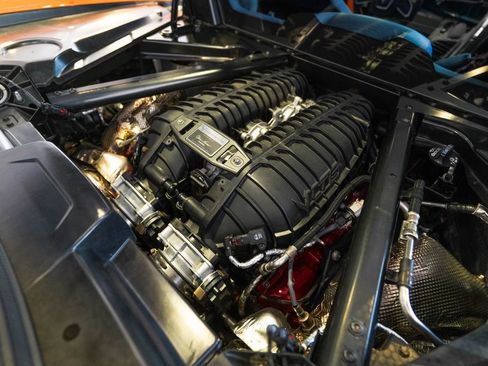 Used 2024 Chevrolet Corvette Z06 w/ Z07 Performance Package RWD image 52