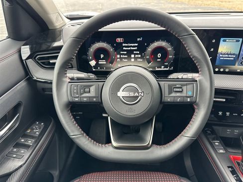 New 2026 Nissan Kicks SR w/ Illumination Package image 17