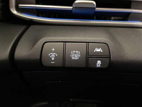 Certified 2023 Hyundai Elantra Limited image 29