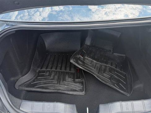 Used 2019 Chevrolet Camaro SS RWD image 10