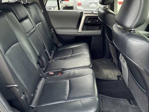 Used 2013 Toyota 4Runner SR5 w/ Premium Pkg w/3rd Row Seat AWD/4WD image 16