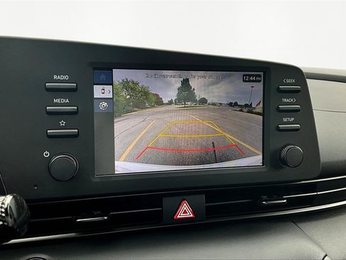 Certified 2025 Hyundai Elantra Sport image 21