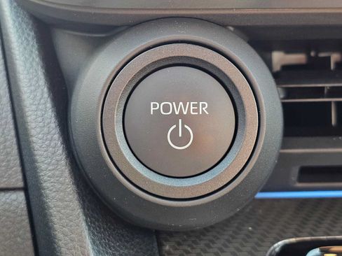 Certified 2026 Toyota Prius XLE FWD image 30