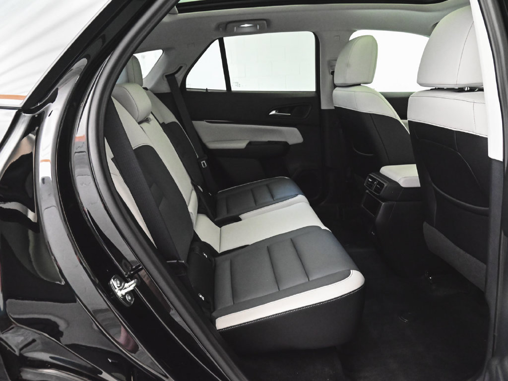 Used 2025 Honda Prologue Touring image 32