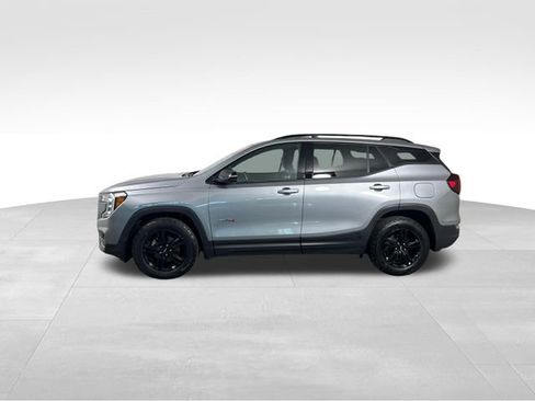Used 2023 GMC Terrain AT4 image 3