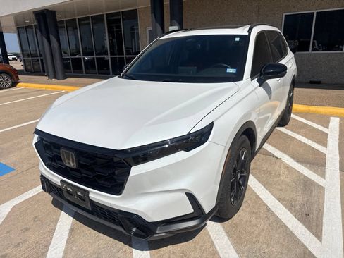 Used 2025 Honda CR-V Sport image 3