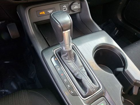 Used 2022 Honda Civic EX image 12