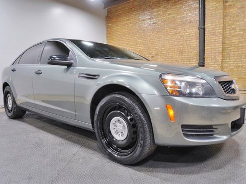 Used 2015 Chevrolet Caprice RWD image 6