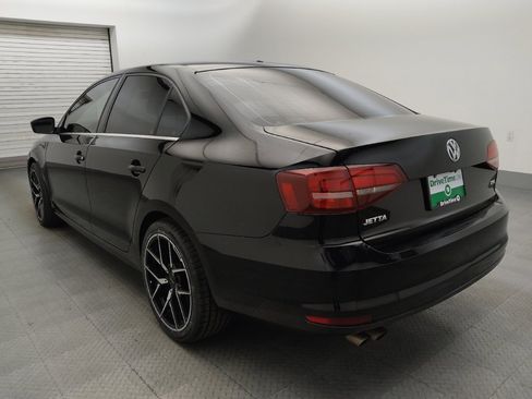 Used 2017 Volkswagen Jetta S w/ Jetta S Cold Weather Package FWD image 5