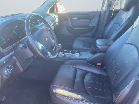 Used 2017 Chevrolet Traverse Premier image 10