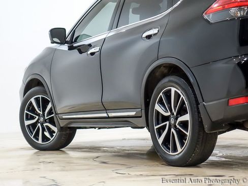 Used 2017 Nissan Rogue SL w/ SL Premium Package image 11