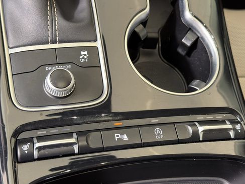 Used 2019 Kia Stinger RWD image 28