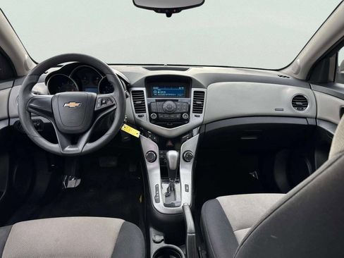 Used 2012 Chevrolet Cruze LS w/ Connectivity Package FWD image 32