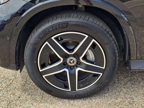 New 2026 Mercedes-Benz GLC 300 image 11