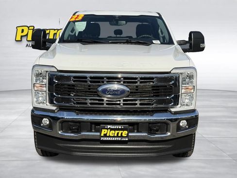 Used 2023 Ford F350 XLT w/ FX4 Off-Road Package AWD/4WD image 5