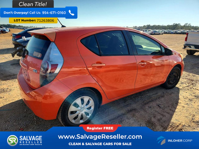 Used 2014 Toyota Prius C One FWD image 4