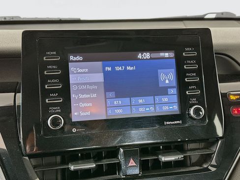 Used 2021 Toyota Camry SE FWD image 19