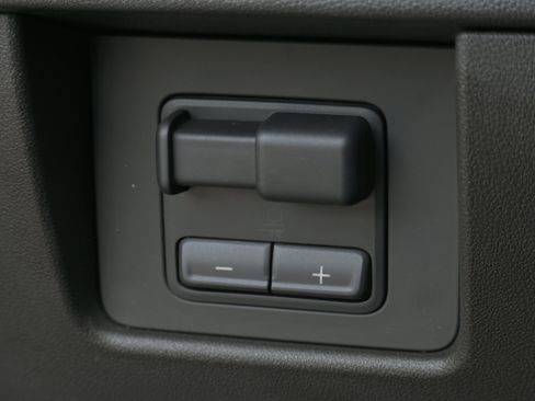 Used 2024 GMC Canyon Elevation w/ Trailering Package RWD image 23